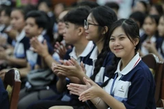 Inauguran en Hanoi VII Foro Infantil Nacional de Vietnam
