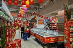 Presentan productos más conocidos de Vietnam en supermercados franceses