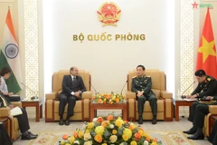 Impulsan relaciones entre Vietnam y la India en defensa