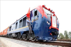 Inauguran servicios de transporte ferroviário de carga internacional en provincia vietnamita