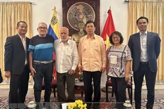 Encuentro en honor a guerrilleros venezolanos participantes en Operación Nguyen Van Troi