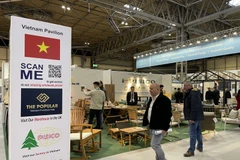 Productos madereros de Vietnam buscan oportunidades en mercado británico 