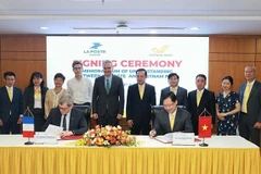Vietnam Post y La Poste de Francia intensifican la cooperación