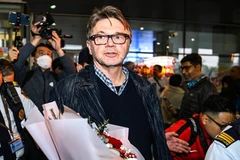 Entrenador Troussier siente honor de dirigir el equipo vietnamita de fútbol