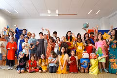 Celebran Festival de Vietnam en ciudad francesa