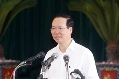 Presidente de Vietnam visita modelo de renovación rural en la provincia de Nam Dinh