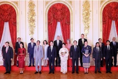 Primer ministro japonés promete promover cooperación económica con ASEAN