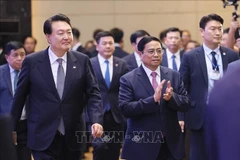 Llaman a empresas surcoreanas a intensificar sus inversiones en Vietnam