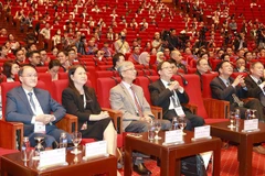 Expertos regionales debaten en Vietnam experiencias en cardiología