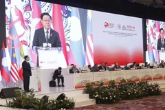 Resaltan significado de visita del titular del Parlamento vietnamita a Indonesia e Irán