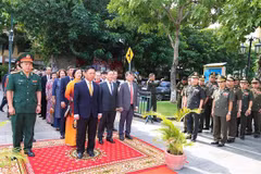 Rinden en Camboya homenaje a mártires vietnamitas