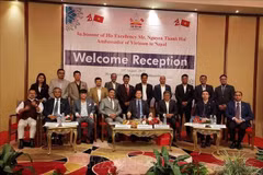 Nepal desea promover cooperación económica y comercial con Vietnam