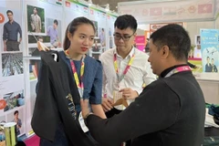 Vietnam promueve productos textiles en la India