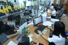 Vietnam prioriza simplificar trámites administrativos para negocios