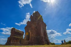 Conjunto de torres de la cultura de Cham Pha en Binh Dinh de Vietnam