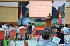 Fortalecen conexión de comunidad empresarial vietnamita en Cambodia