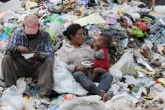 Reducen tasa de familias pobres en provincia centrovietnamita