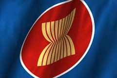  Izada bandera de ASEAN en Ucrania