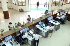 Experimentan modelo del centro de administración pública en Quang Ninh
