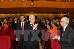 Líder partidista da orientaciones al desarrollo de Tuyen Quang