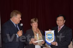 Provincia francesa continúa respaldo a víctimas vietnamitas de dioxina