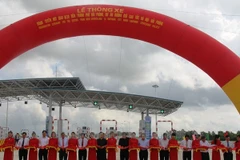 En operación segundo tramo de autopista Hanoi- Hai Phong