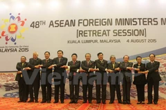 Vietnam pide mayor papel de ASEAN en asunto del Mar Oriental