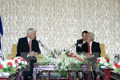 Presidente de Islandia visita Ciudad Ho Chi Minh