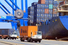 Aprovechan oportunidades del EVFTA para desarrollar industria logística en Vietnam