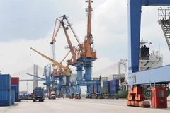 Disminuye valor de exportaciones vietnamitas en medio de lenta recuperación de mercado