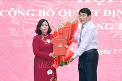 La miembro del Buró Político, secretaria del Comité Central del Partido Comunista de Vietnam (PCV) y jefa de su Comisión de Movilización de Masas, Bui Thi Minh Hoai, fue nombrada secretaria del Comité del Partido en Hanoi del mandato 2020- 2025. (Fuente:VNA)
