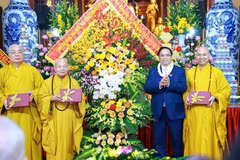 El primer ministro vietnamita, Pham Minh Chinh, participa en el evento. (Fuente:VNA)
