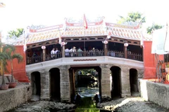 Pagoda Cau de Hoi An en Vietnam reabre puertas tras meses de restauración. (Fuente:VNA)
