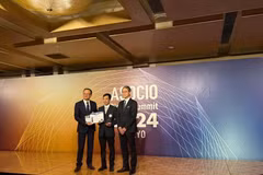 La central provincia vietnamita de Thua Thien-Hue recibió el premio en la categoría de ciudad inteligente 2024 otorgado por la ASOCIO (Fuente: VNA)