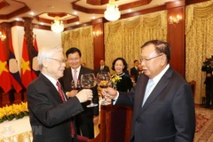 Ratifican relaciones de gran amistad y solidaridad especial entre Vietnam y Laos 