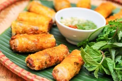 Rollito de primavera frito, plato más popular de Vietnam