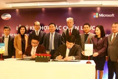 Entablan cooperación entre compañías Viettel de Vietnam y Microsoft de EE.UU.