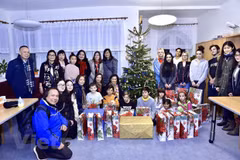 Organizan vietnamitas en la República Checa actividades de caridad