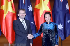 Respalda presidenta del Parlamento vietnamita la inversión de empresas australianas
