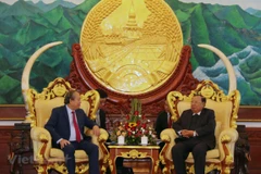 Dirigentes de Laos reiteran consideración a lazos con Vietnam como factor vital para el desarrollo