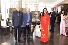 Efectúan en Canadá exhibición sobre Presidente Ho Chi Minh