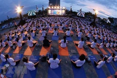 Celebran en ciudad vietnamita de Da Nang el Día Internacional de Yoga 2019 