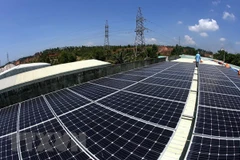Firman en Vietnam acuerdo sobre crédito francés para proyecto de energía solar