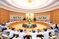 Gobierno vietnamita considera 2019 año crucial para cumplimiento del plan quinquenal