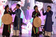 Realiza conjunto folclórico de Vietnam gira por Europa