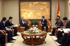 Recibe vicepremier vietnamita a presidente de Microsoft en Asia