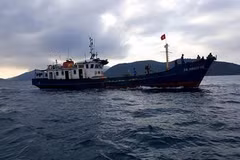 Rescatan a seis pescadores vietnamitas tras naufragio
