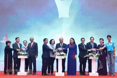 Insta primer ministro de Vietnam a garantizar seguridad y felicidad para mujeres y niños