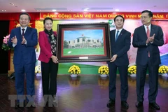 Recomienda presidenta del Parlamento de Vietnam orientaciones para importantes instituciones 