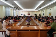Ex soldados voluntarios y expertos vietnamitas visitan Camboya